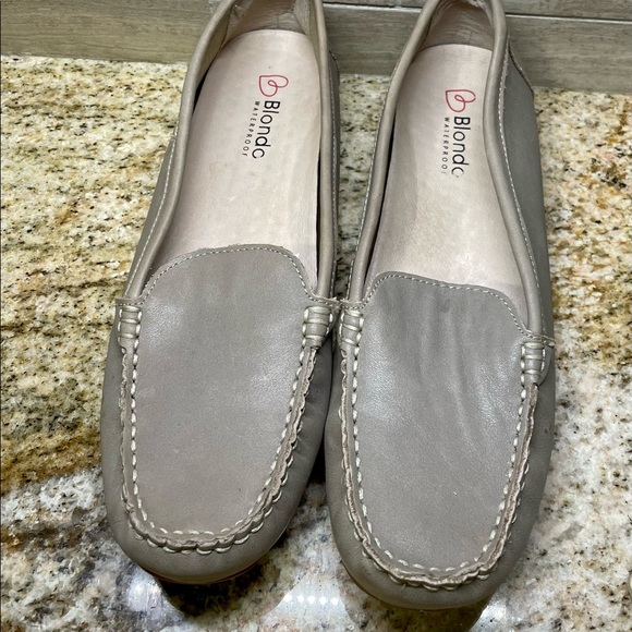 Blondo Shoes - Blondo Tan Taupe Driver B3402 667 Waterproof Size 9M -EUC